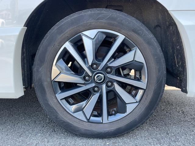 セレナ ハイウェイスター V 純ナビ/全方位カメラ/プロパイロット/ETC/シートヒーター/革ステ/ステスイ/ステアリングヒーター/エマージェンシーブレーキ/電格ウィンカーミラー/電動PB/オートブレーキホールド/LED&フォグ(40枚目)