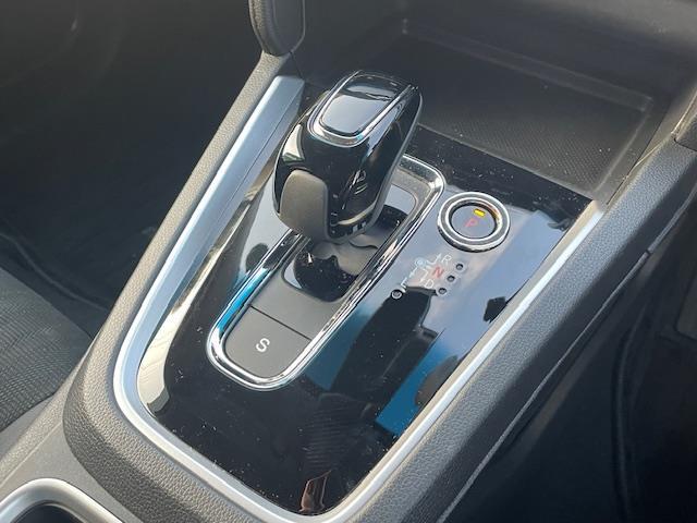 シャトル ハイブリッド　純ナビ／ＡＣＣ／ＬＫＡＳ／Ｂカメ／ドラレコ／ＥＴＣ／パドルシフト／シートヒーター／電格ウィンカーミラー／革ステ／ステスイ／ＬＥＤ＆フォグ／ドアバイザー／ＵＳＢ（9枚目）