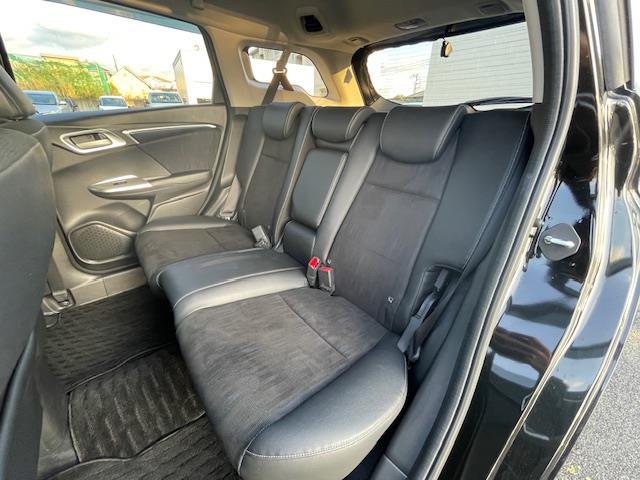 シャトル ハイブリッド　純ナビ／ＡＣＣ／ＬＫＡＳ／Ｂカメ／ドラレコ／ＥＴＣ／パドルシフト／シートヒーター／電格ウィンカーミラー／革ステ／ステスイ／ＬＥＤ＆フォグ／ドアバイザー／ＵＳＢ（19枚目）