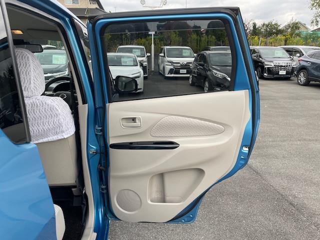 デイズ 純正ナビ/全方位カメラ/衝突軽減/アイドリングストップ/自動防眩ミラー/チルトステアリング/電動格納ウインカーミラー/社外フロアマット/ドアバイザー/プッシュスタート/スマートキー/(22枚目)