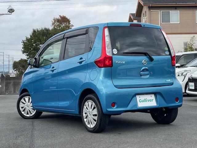 デイズ 純正ナビ/全方位カメラ/衝突軽減/アイドリングストップ/自動防眩ミラー/チルトステアリング/電動格納ウインカーミラー/社外フロアマット/ドアバイザー/プッシュスタート/スマートキー/(43枚目)