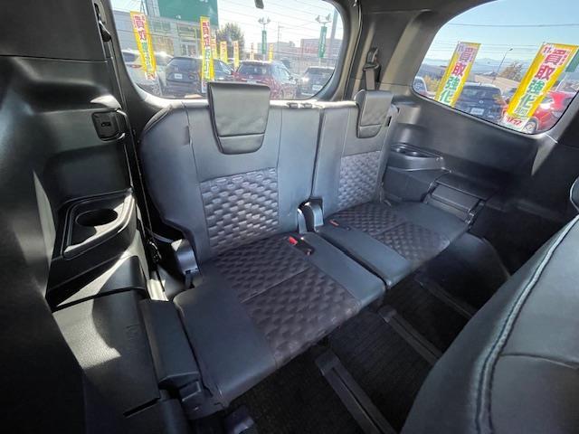 ヴォクシー ハイブリッドＳ－Ｚ　純ディスプレイオーディオ／Ｂカメ／ドラレコ／ＥＴＣ２．０／レーダークルーズコントロール／電動ＰＢ／オートブレーキホールド／シートヒーター／電動格納ウインカーミラー革ステ／ステスイ（22枚目）