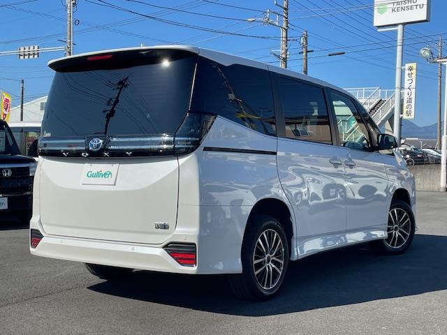 ヴォクシー ハイブリッドＳ－Ｚ　純ディスプレイオーディオ／Ｂカメ／ドラレコ／ＥＴＣ２．０／レーダークルーズコントロール／電動ＰＢ／オートブレーキホールド／シートヒーター／電動格納ウインカーミラー革ステ／ステスイ（33枚目）