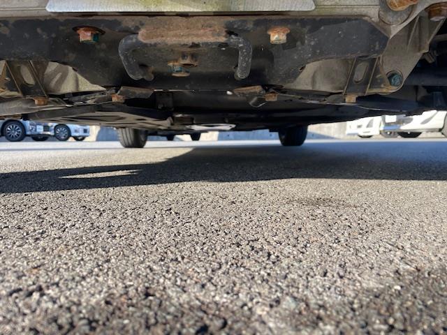 S660 α クルーズコントロール/LEDヘッドライト/オートライト/革巻きステアリング/ステアリングスイッチ/リモートコントロールミラー/純正フロアマット/プッシュスタート/スマートキー/純正16インチホイール(27枚目)