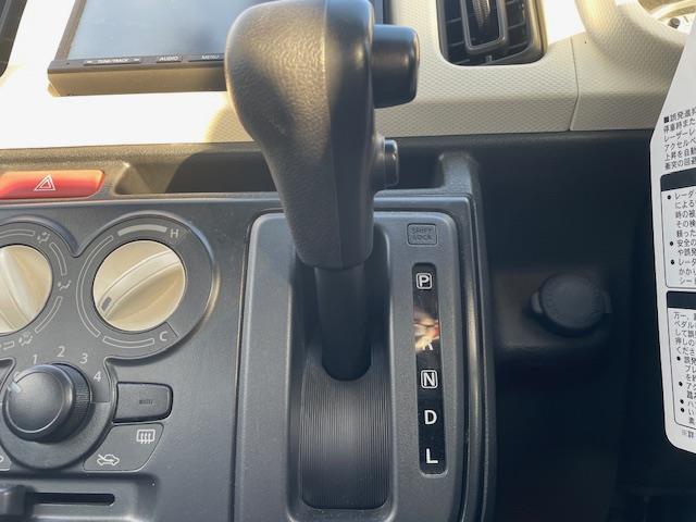 アルト Ｌ　社外ナビ／バックカメラ／運転席シートヒーター／衝突軽減／前後コーナーセンサー／アイドリングストップ／ＬＥＤヘッドライト／前方ドライブレコーダー／レベライザー／純正フロマット／ＩＳＯＦＩＸ／（7枚目）