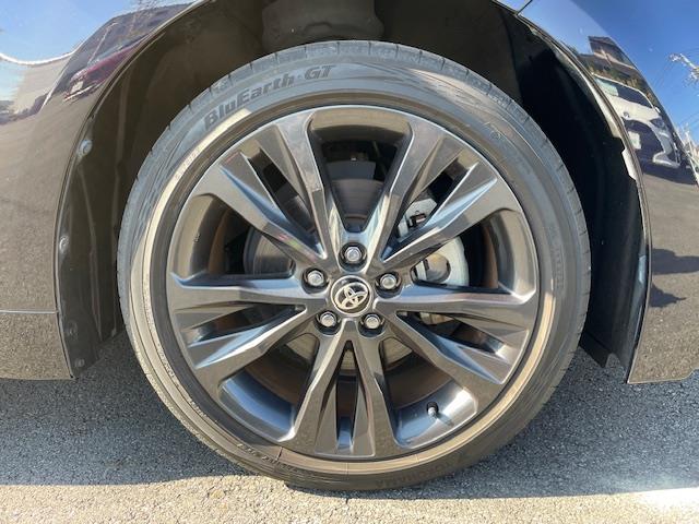 カローラ ハイブリッド　ダブルバイビー　純ナビ／Ｂカメ／ＥＴＣ２．０／レーダークルコン／前後ソナー／電動ＰＢ／オートブレーキホールド／シートヒーター／革ステ／ステスイ／ステアヒーター／ＬＥＤ＆フォグ／電格ウィンカーミラー（38枚目）