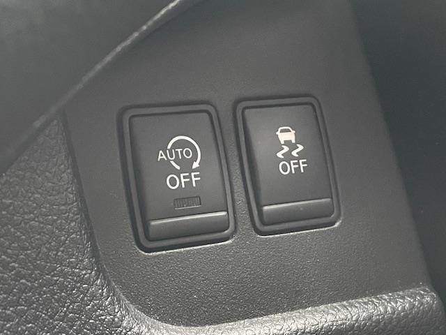 セレナ ハイウェイスター　Ｓ　ＨＶ　Ｖセレ　外ナビ／両スラ／クルコン／革ステ／ステスイ／フォグランプ／ドアバイザー／リアモニター／電格ウィンカーミラー（12枚目）