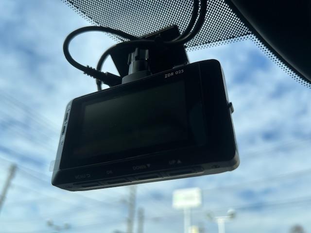 ＣＸ－３０ ２０Ｓ　Ｌパッケージ　純正ナビ／全方位カメラ／レーダークルコン／衝突軽減／レーンキープ／前後パーキングセンサー／ＬＥＤヘッドライト／オートライト／革巻きステアリング／ステスイ／パドルシフト／電格ウインカーミラー／ＥＴＣ（12枚目）