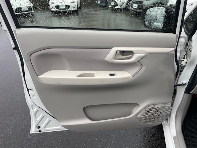 ステラ Ｌ　スマートアシスト　外ナビ／ドラレコ／ＥＴＣ／レーンキープ／電格ミラー／ドアバイザー／レベライザー／ステスイ（18枚目）