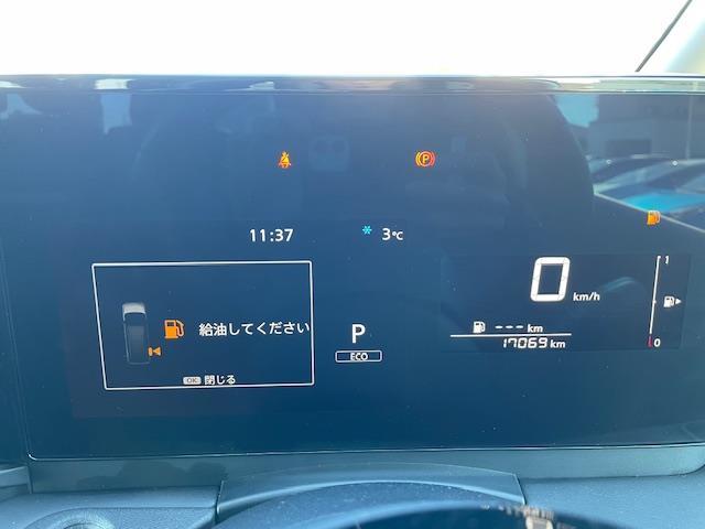 セレナ ハイウェイスターＶ　純正ナビ／全方位カメラ／クルコン／衝突軽減／レーンキープ／オートブレーキホールド／電動サイドパーキング／アイドリング／後方コーナーセンサー／オートライト／オートハイビーム／フォグランプ／ＥＴＣ（9枚目）