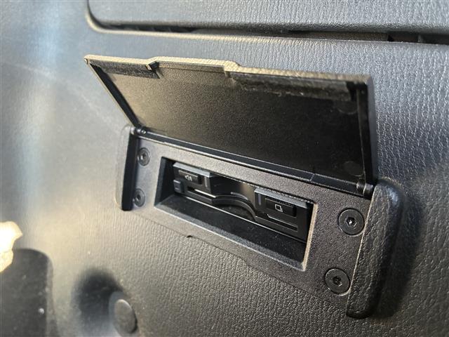 ������тm���C�P���̃K���o�[�����炱���ł��鍂������I���Q�O�Q�O�N�P���@�i���j���{�\����������������ׁi�������ÎԔ���s��̑�蔃����Ǝ҂�ΏۂƂ����u���Î����Ԕ���䐔�m���D�P�����v���j