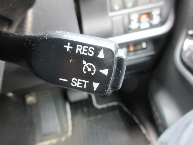 ヴォクシー ＺＳ　煌　禁煙車　トヨタセーフティセンス　両側パワースライドドア　純正ナビ　Ｂｌｕｅｔｏｏｔｈ　クルーズコントロール　アイドリングストップ　バックカメラ　ＬＥＤヘッドライト　オートライト　ステアリングスイッチ（22枚目）