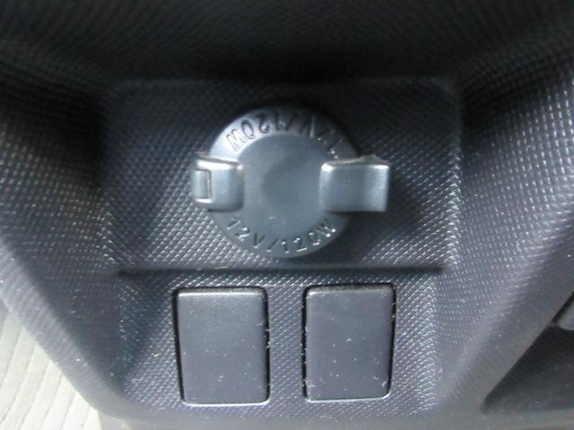 エスティマ アエラス　プレミアム　禁煙車　トヨタセーフティセンス　バックカメラ　純正ナビ　Ｂｌｕｅｔｏｏｔｈ　フルセグＴＶ　クルーズコントロール　両側パワースライドドア　ステアリングスイッチ　ＬＥＤヘッドライト　オートライト　ＥＴＣ（26枚目）