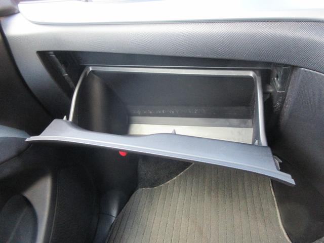 エスティマ アエラス　プレミアム　禁煙車　トヨタセーフティセンス　バックカメラ　純正ナビ　Ｂｌｕｅｔｏｏｔｈ　フルセグＴＶ　クルーズコントロール　両側パワースライドドア　ステアリングスイッチ　ＬＥＤヘッドライト　オートライト　ＥＴＣ（34枚目）