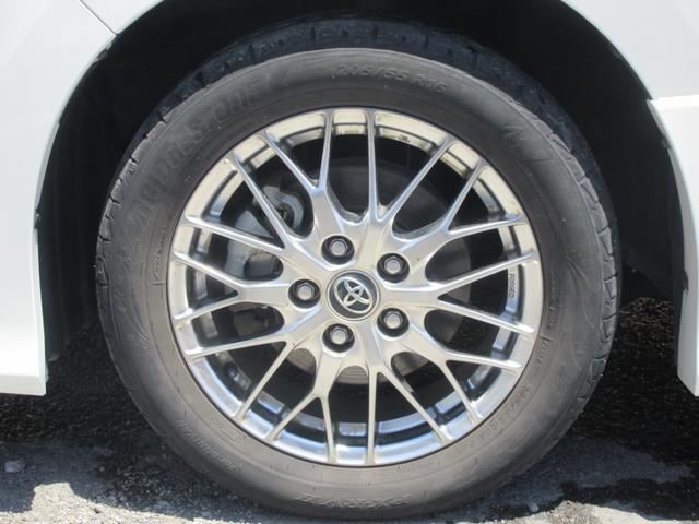 ヴォクシー ハイブリッドＺＳ　煌　禁煙車　後席フリップダウンモニター　トヨタセーフティーセンス　両側パワースライドドア　バックカメラ　純正ナビ　Ｂｌｕｅｔｏｏｔｈ　フルセグ　シートヒーター　クルーズコントロール　ＬＥＤヘッドライト（31枚目）