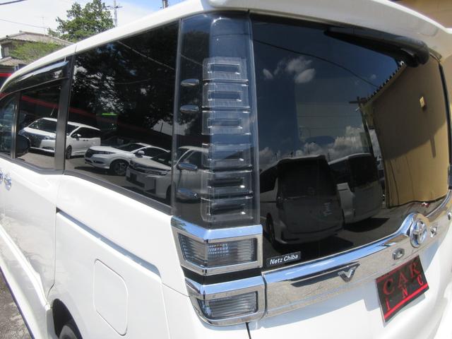 ヴォクシー ハイブリッドＺＳ　煌　禁煙車　後席フリップダウンモニター　トヨタセーフティーセンス　両側パワースライドドア　バックカメラ　純正ナビ　Ｂｌｕｅｔｏｏｔｈ　フルセグ　シートヒーター　クルーズコントロール　ＬＥＤヘッドライト（34枚目）