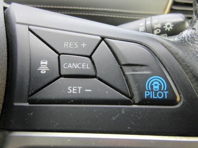 セレナ ハイウェイスターＧ　後席フリップダウンモニター　エマージェンシーブレーキ　クリアランスソナー　純正ナビ　Ｂｌｕｅｔｏｏｔｈ　フルセグＴＶ　両側パワースライドドア　アラウンドビューモニター　レーダークルーズコントロール（8枚目）