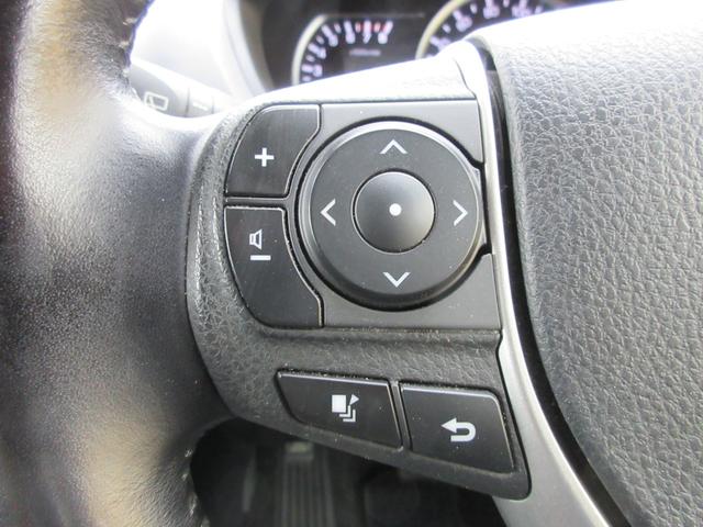 ノア Ｓｉ　トヨタセーフティーセンス　クリアランスソナー　両側パワースライドドア　バックカメラ　純正ナビ　Ｂｌｕｅｔｏｏｔｈ　フルセグＴＶ　アイドリングストップ　ＬＥＤヘッドライト　オートライト　オートハイビーム（10枚目）