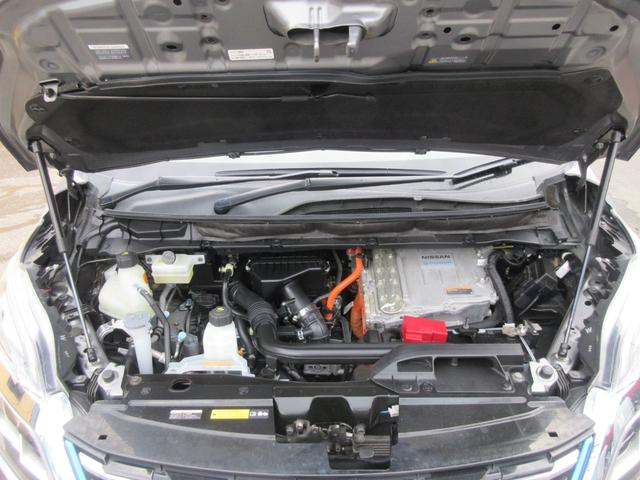 セレナ e-パワー ハイウェイスターV エマージェンシーブレーキ クリアランスソナー アラウンドビューモニター 純正ナビ Bluetooth フルセグTV プロパイロット ブラインドスポットワーニング シートヒーター 両側パワースライドドア(80枚目)
