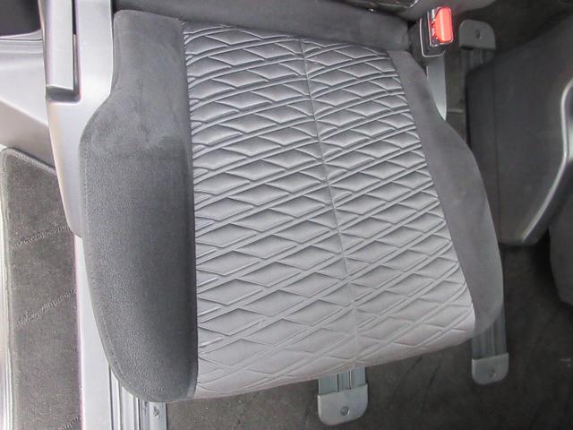 デリカD:5 アーバンギア G 4WD アラウンドビューモニター 両側パワースライドドア 純正ナビ Bluetooth フルセグTV レーダークルーズコントロール 衝突軽減ブレーキ アイドリングストップ ステアリングリモコン ETC(47枚目)