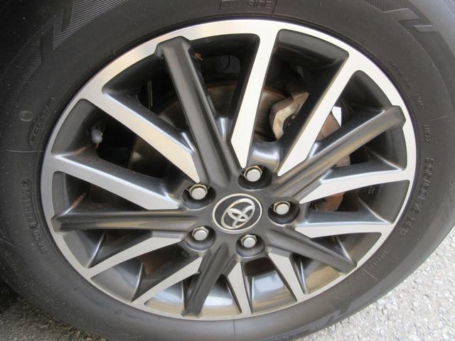 ヴォクシー ＺＳ　煌　後席フリップダウンモニター　両側パワースライドドア　バックカメラ　アルパインＳＤナビ　Ｂｌｕｅｔｏｏｔｈ　アイドリングストップ　ＬＥＤヘッドライト　オートライト　フロントドライブレコーダー　ＥＴＣ（18枚目）