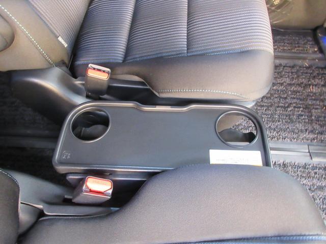 ヴォクシー ＺＳ　煌　後席フリップダウンモニター　両側パワースライドドア　バックカメラ　アルパインＳＤナビ　Ｂｌｕｅｔｏｏｔｈ　アイドリングストップ　ＬＥＤヘッドライト　オートライト　フロントドライブレコーダー　ＥＴＣ（39枚目）