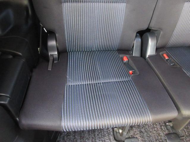 ヴォクシー ＺＳ　煌　後席フリップダウンモニター　両側パワースライドドア　バックカメラ　アルパインＳＤナビ　Ｂｌｕｅｔｏｏｔｈ　アイドリングストップ　ＬＥＤヘッドライト　オートライト　フロントドライブレコーダー　ＥＴＣ（46枚目）