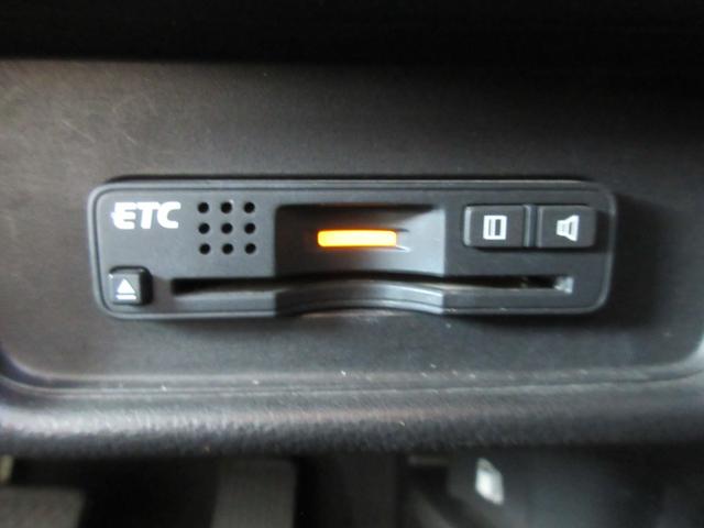 オデッセイ アブソルート・Xホンダセンシング ホンダセンシング バックカメラ 純正メモリーナビ Bluetooth フルセグTV 両側パワースライドドア ハーフレザーシート パワーシート アイドリングストップ LEDヘッドライト オートライト(10枚目)