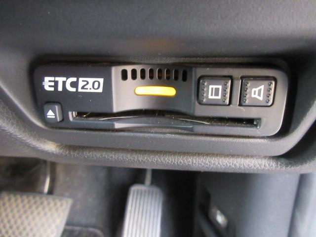 ステップワゴンスパーダ ｅ：ＨＥＶスパーダ　Ｇ　ホンダセンシング　ホンダセンシング　両側パワースライドドア　レーダークルーズコントロール　純正ナビ　Ｂｌｕｅｔｏｏｔｈ　フルセグＴＶ　フロントドライブレコーダー　ＬＥＤヘッドライト　オートライト　ＥＴＣ　バックカメラ（11枚目）