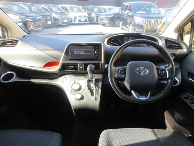 シエンタ ハイブリッドＧ　トヨタセーフティーセンス　バックカメラ　両側パワースライドドア　純正ナビ　Ｂｌｕｅｔｏｏｔｈ　フルセグＴＶ　ステアリングリモコン　ＬＥＤヘッドライト　オートライト　オートハイビーム　ビルトインＥＴＣ（3枚目）