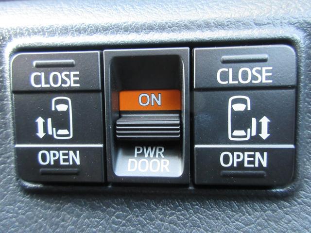 シエンタ ハイブリッドＧ　トヨタセーフティーセンス　バックカメラ　両側パワースライドドア　純正ナビ　Ｂｌｕｅｔｏｏｔｈ　フルセグＴＶ　ステアリングリモコン　ＬＥＤヘッドライト　オートライト　オートハイビーム　ビルトインＥＴＣ（8枚目）