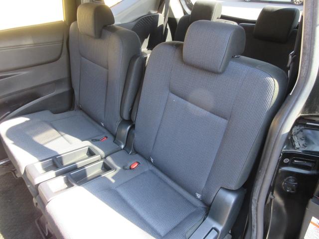 シエンタ ハイブリッドＧ　トヨタセーフティーセンス　バックカメラ　両側パワースライドドア　純正ナビ　Ｂｌｕｅｔｏｏｔｈ　フルセグＴＶ　ステアリングリモコン　ＬＥＤヘッドライト　オートライト　オートハイビーム　ビルトインＥＴＣ（37枚目）