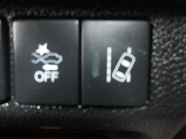 フリードハイブリッド ハイブリッド・Ｇホンダセンシング　４ＷＤ　ホンダセンシング　レーダークルーズコントロール　両側パワースライドドア　純正ナビ　Ｂｌｕｅｔｏｏｔｈ　クリアランスソナー　ハーフレザーシート　ＬＥＤヘッドライト　オートライト　ビルトインＥＴＣ（8枚目）