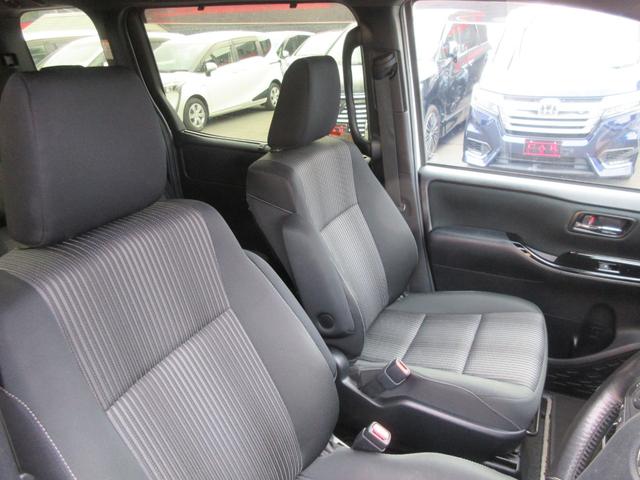 ヴォクシー ZS 煌 トヨタセーフティーセンス 両側パワースライドドア クルーズコントロール 純正ナビ Bluetooth フルセグTV クリアランスソナー アイドリングストップ LEDヘッドライト オートハイビーム(32枚目)