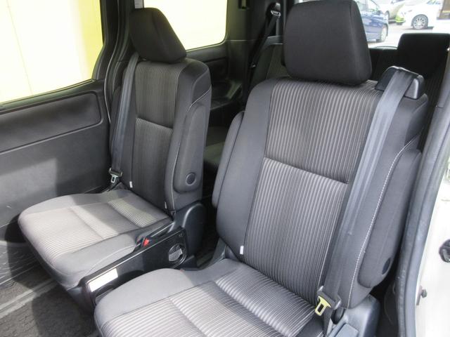 ヴォクシー ZS 煌 トヨタセーフティーセンス 両側パワースライドドア クルーズコントロール 純正ナビ Bluetooth フルセグTV クリアランスソナー アイドリングストップ LEDヘッドライト オートハイビーム(44枚目)