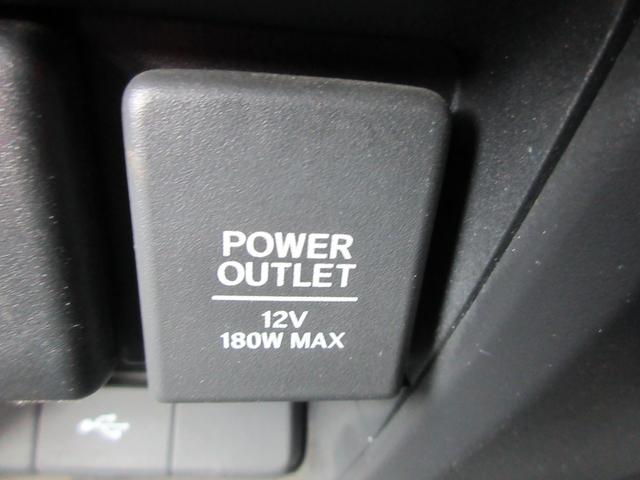 ステップワゴンスパーダ スパーダハイブリッド　Ｇ・ＥＸ　ホンダセンシング　後席フリップダウンモニター　ホンダセンシング　アラウンドビューモニター　両側パワースライドドア　純正ナビ　Ｂｌｕｅｔｏｏｔｈ　フルセグＴＶ　レーダークルーズコントロール　ハーフレザーシート　ＥＴＣ（31枚目）