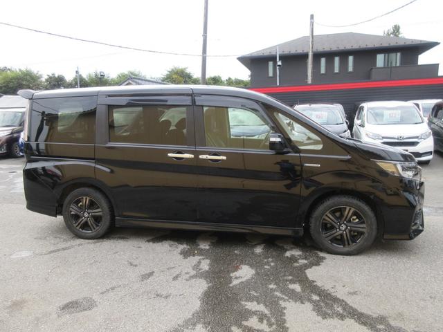 ステップワゴンスパーダ スパーダハイブリッド　Ｇ・ＥＸ　ホンダセンシング　後席フリップダウンモニター　ホンダセンシング　アラウンドビューモニター　両側パワースライドドア　純正ナビ　Ｂｌｕｅｔｏｏｔｈ　フルセグＴＶ　レーダークルーズコントロール　ハーフレザーシート　ＥＴＣ（70枚目）