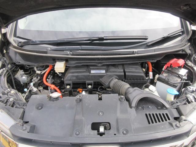 ステップワゴンスパーダ スパーダハイブリッド　Ｇ・ＥＸ　ホンダセンシング　後席フリップダウンモニター　ホンダセンシング　アラウンドビューモニター　両側パワースライドドア　純正ナビ　Ｂｌｕｅｔｏｏｔｈ　フルセグＴＶ　レーダークルーズコントロール　ハーフレザーシート　ＥＴＣ（80枚目）