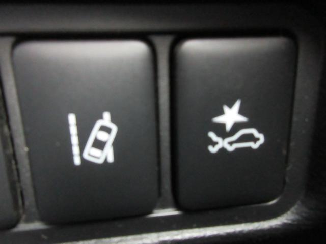 デリカD:5 G パワーパッケージ 4WD 後席フリップダウンモニター 両側パワースライドドア 純正ナビ Bluetooth 衝突軽減ブレーキ レーダークルーズコントロール パワーシート パワーバックドア バックカメラ シートヒーター(10枚目)