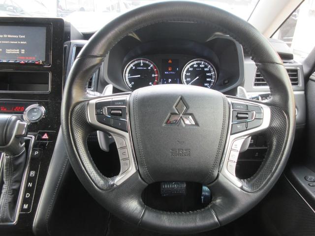 デリカD:5 G パワーパッケージ 4WD 後席フリップダウンモニター 両側パワースライドドア 純正ナビ Bluetooth 衝突軽減ブレーキ レーダークルーズコントロール パワーシート パワーバックドア バックカメラ シートヒーター(12枚目)