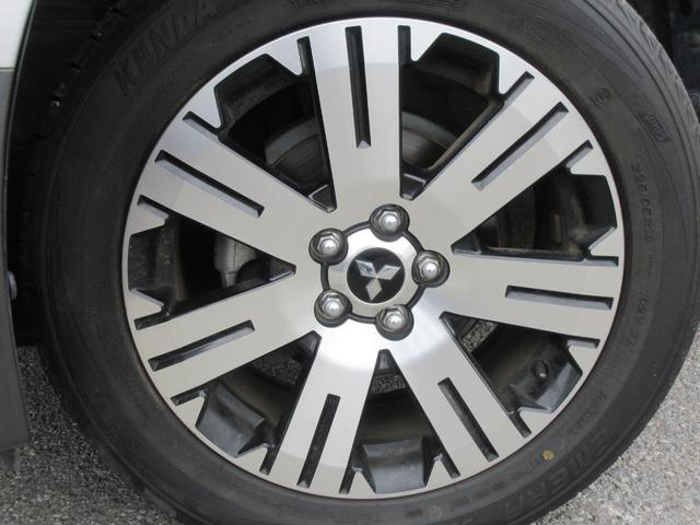 デリカD:5 G パワーパッケージ 4WD 後席フリップダウンモニター 両側パワースライドドア 純正ナビ Bluetooth 衝突軽減ブレーキ レーダークルーズコントロール パワーシート パワーバックドア バックカメラ シートヒーター(15枚目)