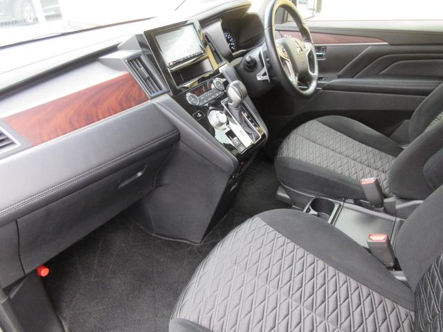 デリカD:5 G パワーパッケージ 4WD 後席フリップダウンモニター 両側パワースライドドア 純正ナビ Bluetooth 衝突軽減ブレーキ レーダークルーズコントロール パワーシート パワーバックドア バックカメラ シートヒーター(44枚目)