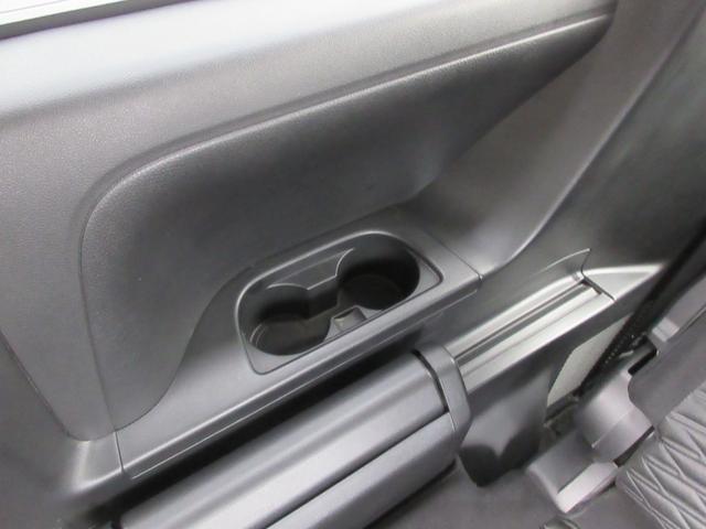 デリカD:5 G パワーパッケージ 4WD 後席フリップダウンモニター 両側パワースライドドア 純正ナビ Bluetooth 衝突軽減ブレーキ レーダークルーズコントロール パワーシート パワーバックドア バックカメラ シートヒーター(58枚目)