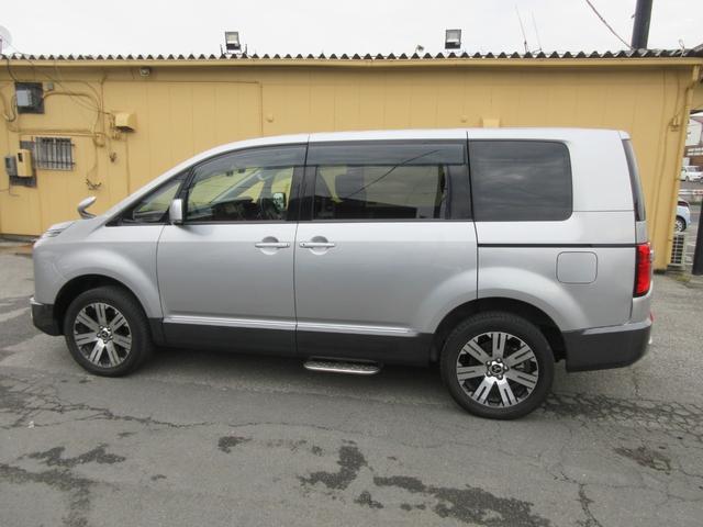 デリカD:5 G パワーパッケージ 4WD 後席フリップダウンモニター 両側パワースライドドア 純正ナビ Bluetooth 衝突軽減ブレーキ レーダークルーズコントロール パワーシート パワーバックドア バックカメラ シートヒーター(75枚目)