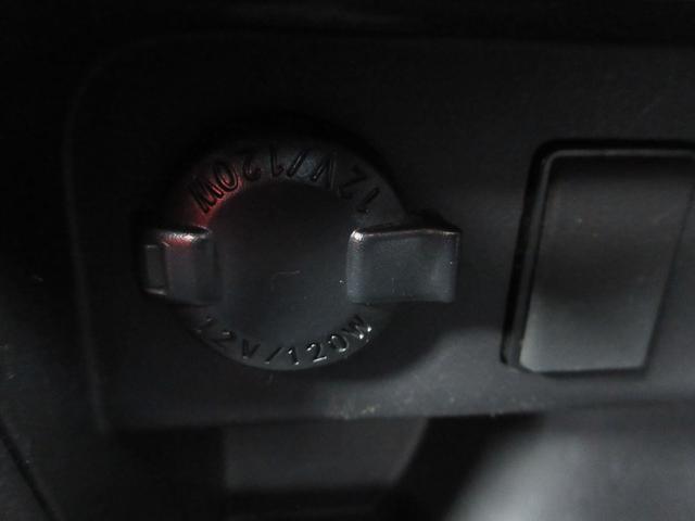 ヴォクシー ZS G’s 後席フリップダウンモニター バックカメラ アルパインSDナビ Bluetooth フルセグTV 両側パワースライドドア トヨタセーフティーセンス アイドリングストップ ハーフレザーシート 前後ドラレコ(29枚目)