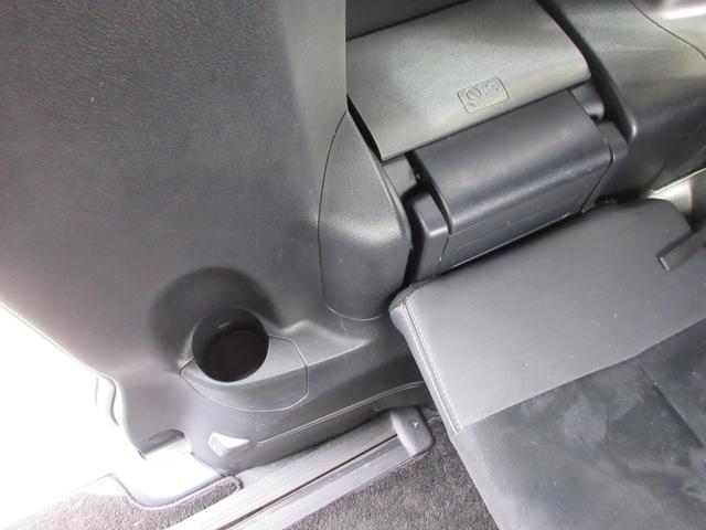 ヴォクシー ZS G’s 後席フリップダウンモニター バックカメラ アルパインSDナビ Bluetooth フルセグTV 両側パワースライドドア トヨタセーフティーセンス アイドリングストップ ハーフレザーシート 前後ドラレコ(55枚目)