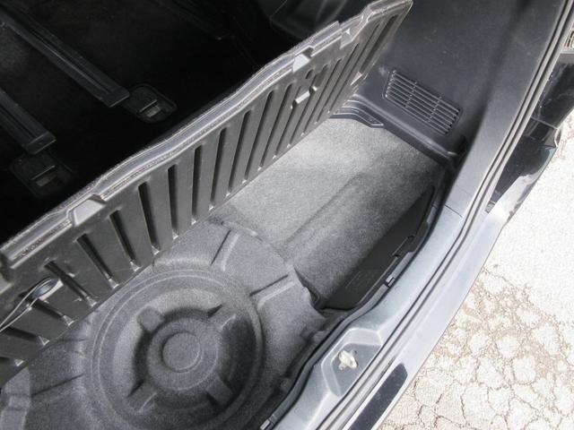 ヴォクシー ZS G’s 後席フリップダウンモニター バックカメラ アルパインSDナビ Bluetooth フルセグTV 両側パワースライドドア トヨタセーフティーセンス アイドリングストップ ハーフレザーシート 前後ドラレコ(63枚目)