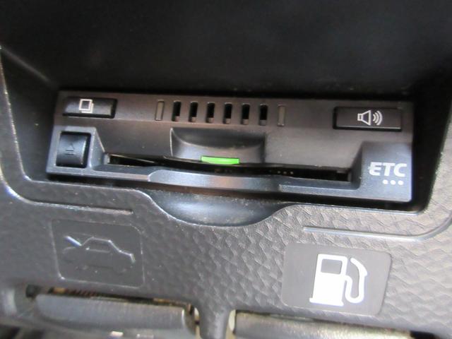 ルーミー Ｇ－Ｔ　クリアランスソナー　両側パワースライドドア　バックカメラ　純正ナビ　Ｂｌｕｅｔｏｏｔｈ　衝突軽減ブレーキ　アイドリングストップ　オートライト　オートハイビーム　ヘッドライトレベライザー　ＥＴＣ（11枚目）