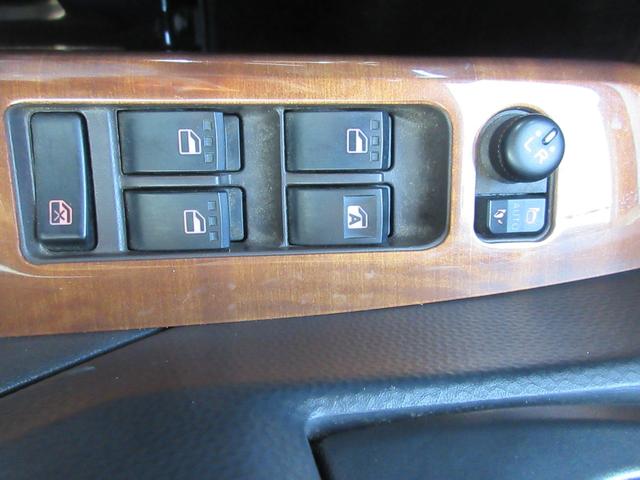 ルーミー Ｇ－Ｔ　クリアランスソナー　両側パワースライドドア　バックカメラ　純正ナビ　Ｂｌｕｅｔｏｏｔｈ　衝突軽減ブレーキ　アイドリングストップ　オートライト　オートハイビーム　ヘッドライトレベライザー　ＥＴＣ（25枚目）