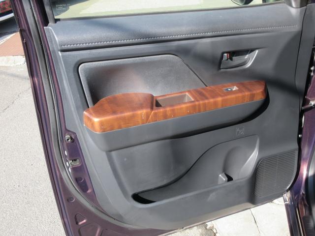 ルーミー Ｇ－Ｔ　クリアランスソナー　両側パワースライドドア　バックカメラ　純正ナビ　Ｂｌｕｅｔｏｏｔｈ　衝突軽減ブレーキ　アイドリングストップ　オートライト　オートハイビーム　ヘッドライトレベライザー　ＥＴＣ（41枚目）